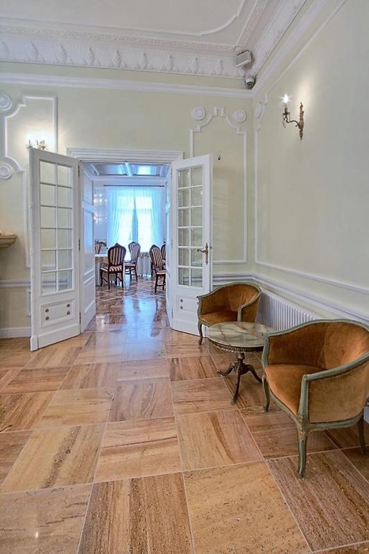 Palac Kobylin Екстер'єр фото