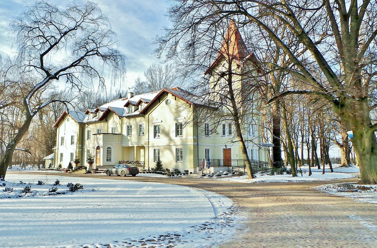 Palac Kobylin Екстер'єр фото